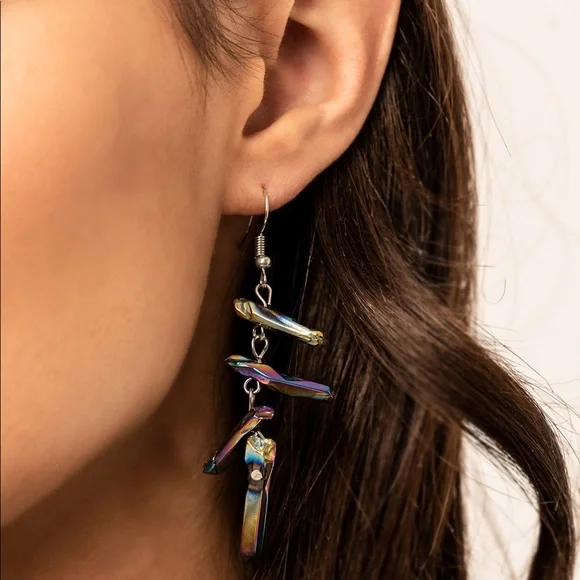 Charismatic- oil spill 😱😱 - Picture 4 of 4